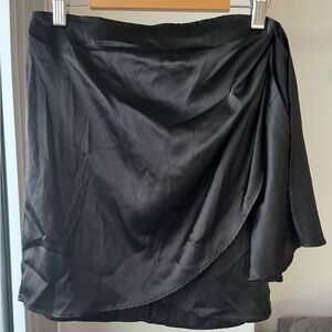 Elegant Black Women's Skirt